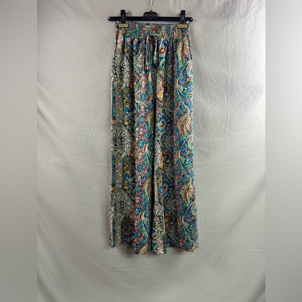Boho Paisley Print Wide Leg Pants - Picture 5 of 6